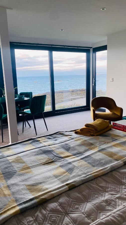 Luxury Beach Front Rooms- Pma Kirkcaldy Luaran gambar