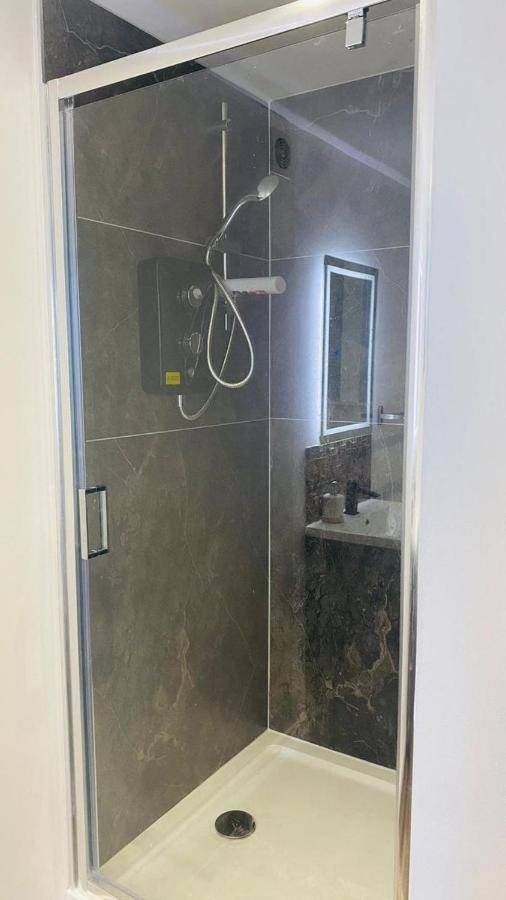 Luxury Beach Front Rooms- Pma Kirkcaldy Luaran gambar