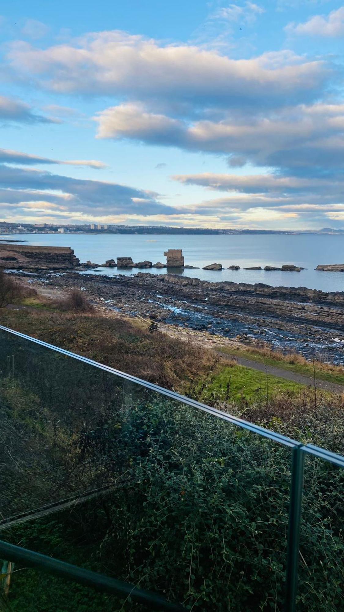 Luxury Beach Front Rooms- Pma Kirkcaldy Luaran gambar